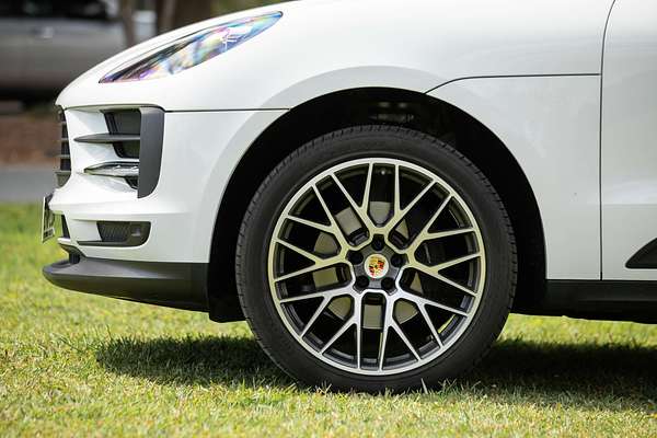 2020 Porsche Macan  95B