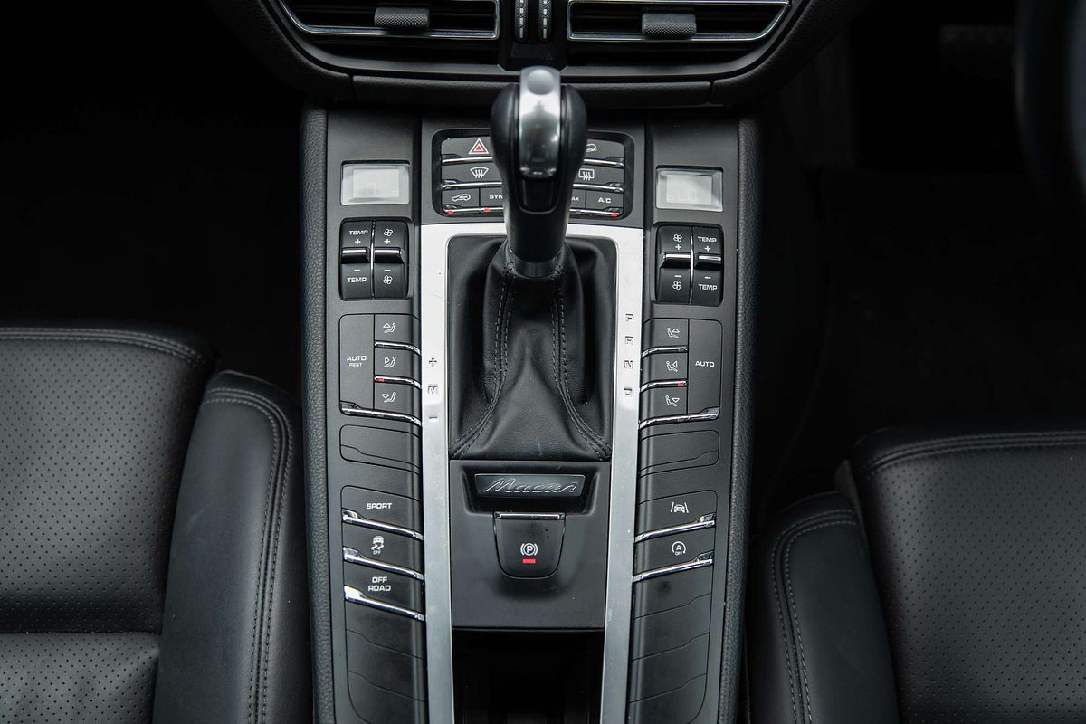 2020 Porsche Macan  95B