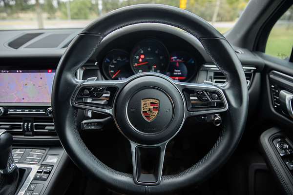 2020 Porsche Macan  95B