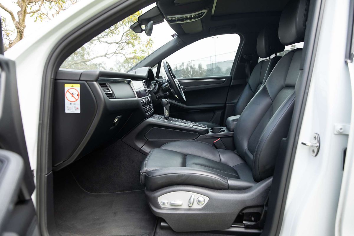 2020 Porsche Macan  95B