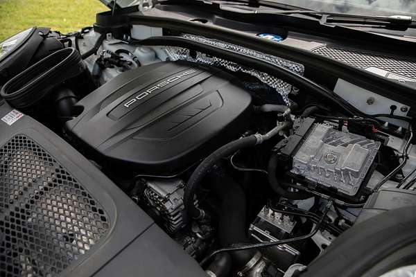 2020 Porsche Macan  95B