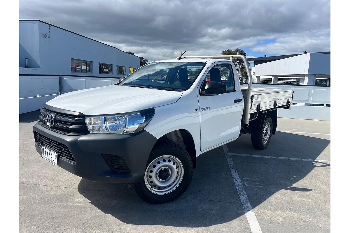 2017 Toyota Hilux Workmate GUN125R 4X4