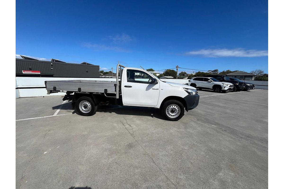 2017 Toyota Hilux Workmate GUN125R 4X4