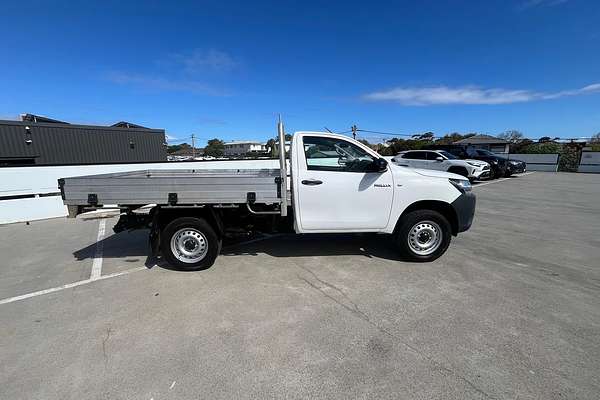 2017 Toyota Hilux Workmate GUN125R 4X4