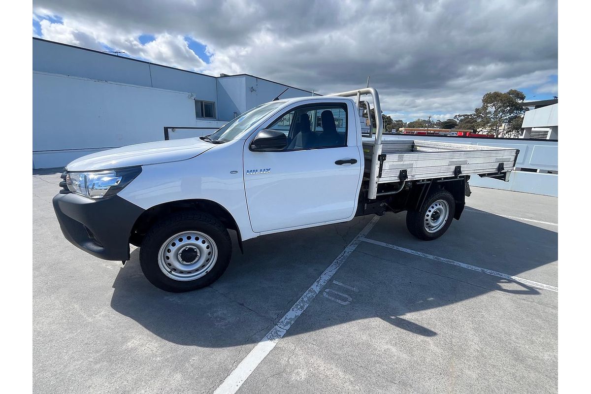 2017 Toyota Hilux Workmate GUN125R 4X4