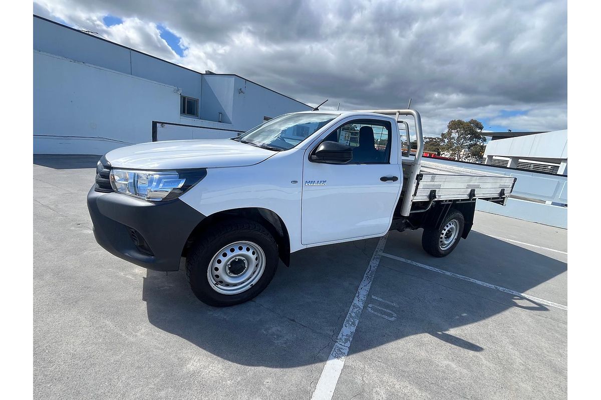 2017 Toyota Hilux Workmate GUN125R 4X4