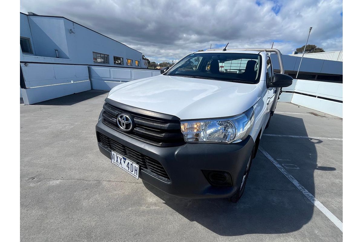 2017 Toyota Hilux Workmate GUN125R 4X4