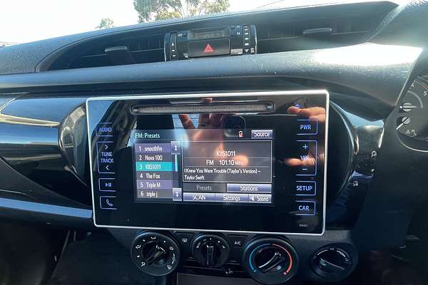 2017 Toyota Hilux Workmate GUN125R 4X4