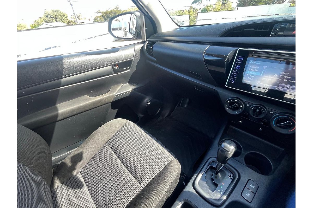 2017 Toyota Hilux Workmate GUN125R 4X4