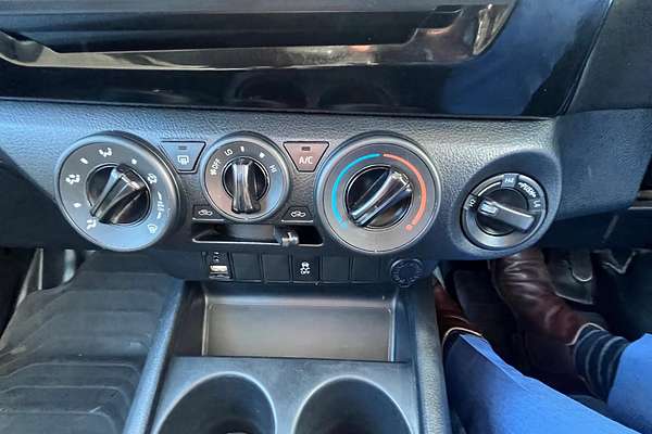 2017 Toyota Hilux Workmate GUN125R 4X4