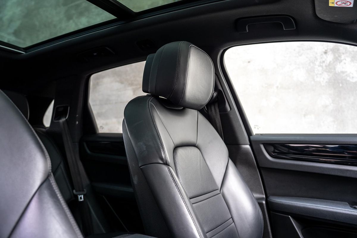 2022 Porsche Cayenne 9YA