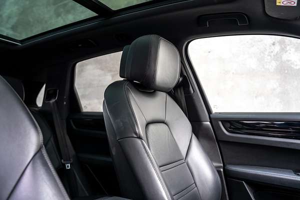 2022 Porsche Cayenne 9YA