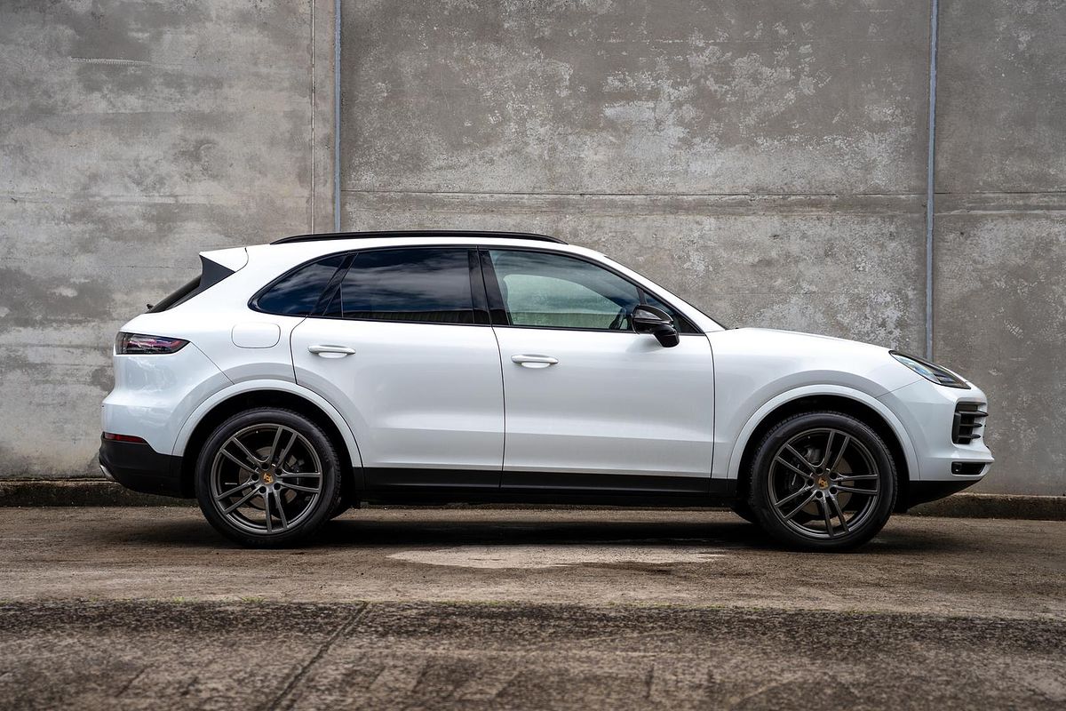 2022 Porsche Cayenne 9YA