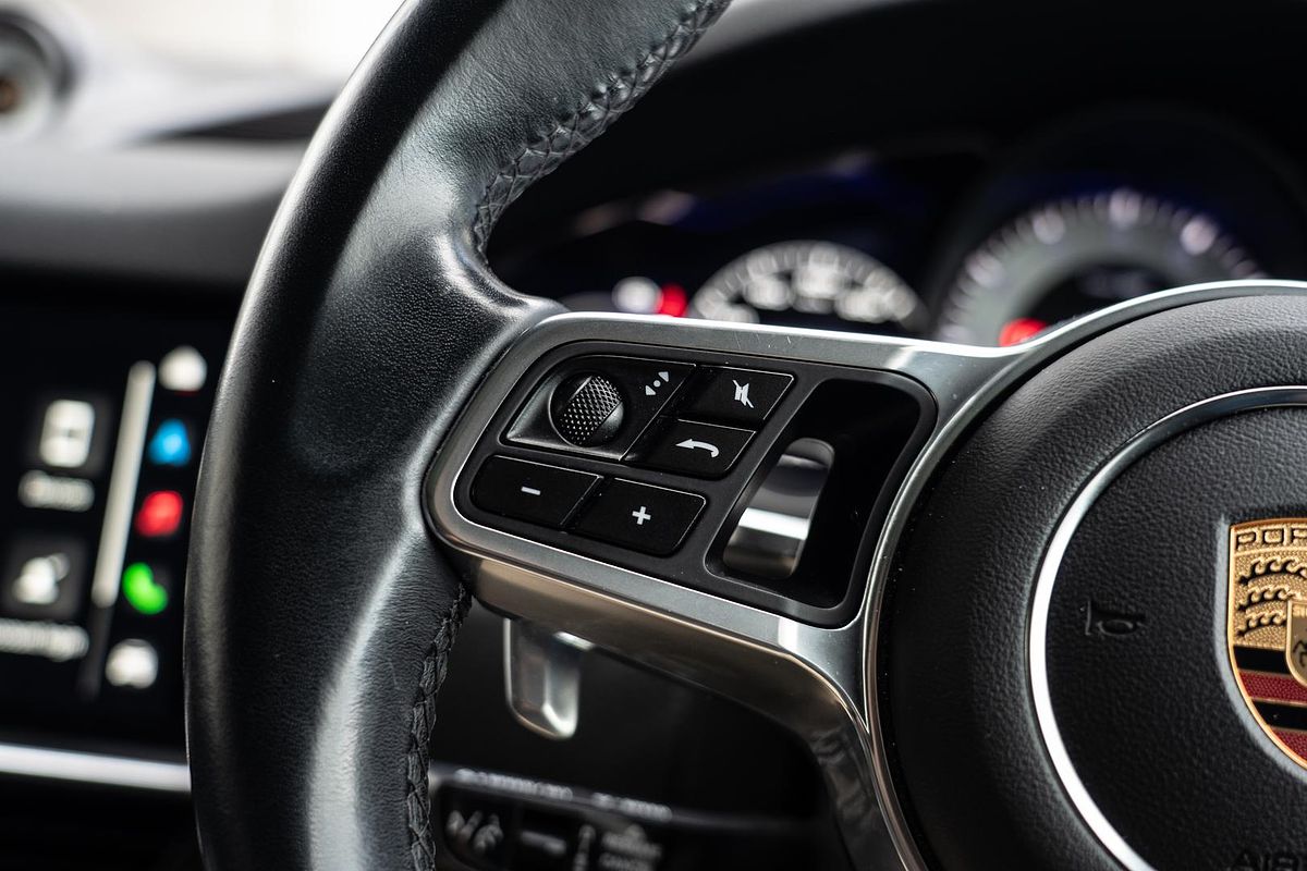 2022 Porsche Cayenne 9YA