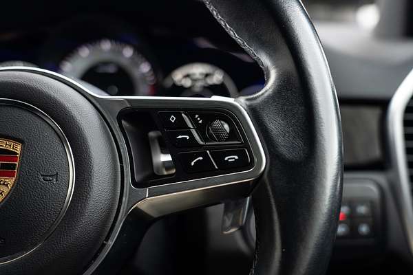 2022 Porsche Cayenne 9YA