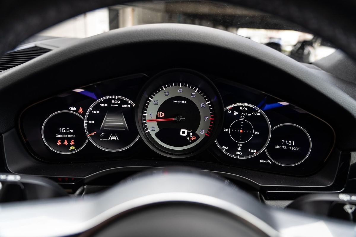 2022 Porsche Cayenne 9YA