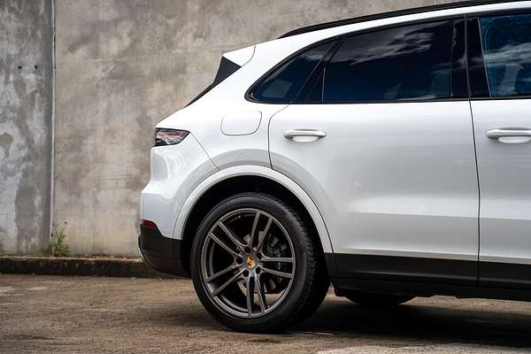 2022 Porsche Cayenne 9YA