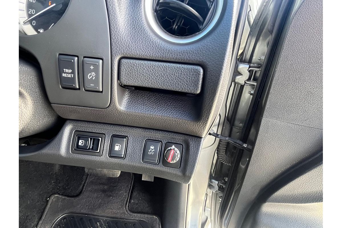 2019 Nissan Navara ST-X D23 Series 4 4X4