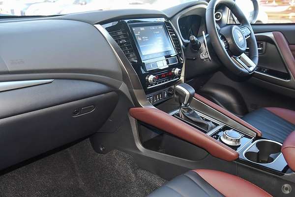 2024 Mitsubishi Pajero Sport GSR QG