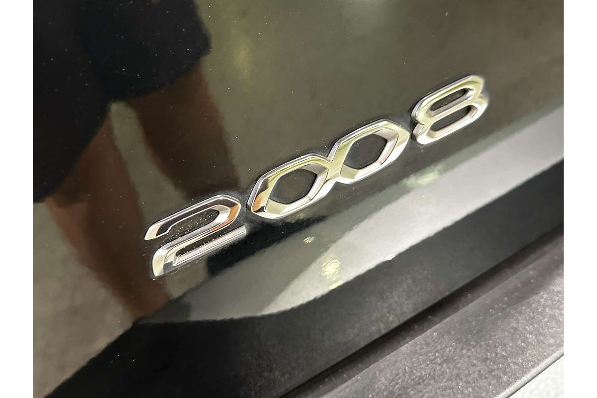 2021 Peugeot 2008 Allure P24