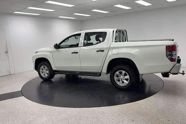 2020 Mitsubishi Triton GLX MR 4X4