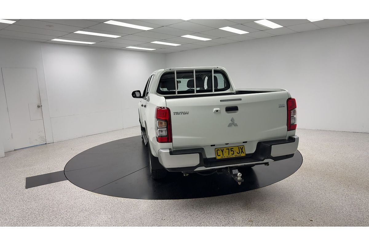 2020 Mitsubishi Triton GLX MR 4X4