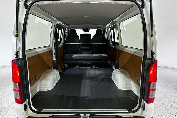 2020 Toyota Hiace TRH200V