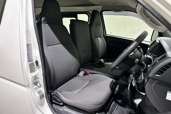 2020 Toyota Hiace TRH200V