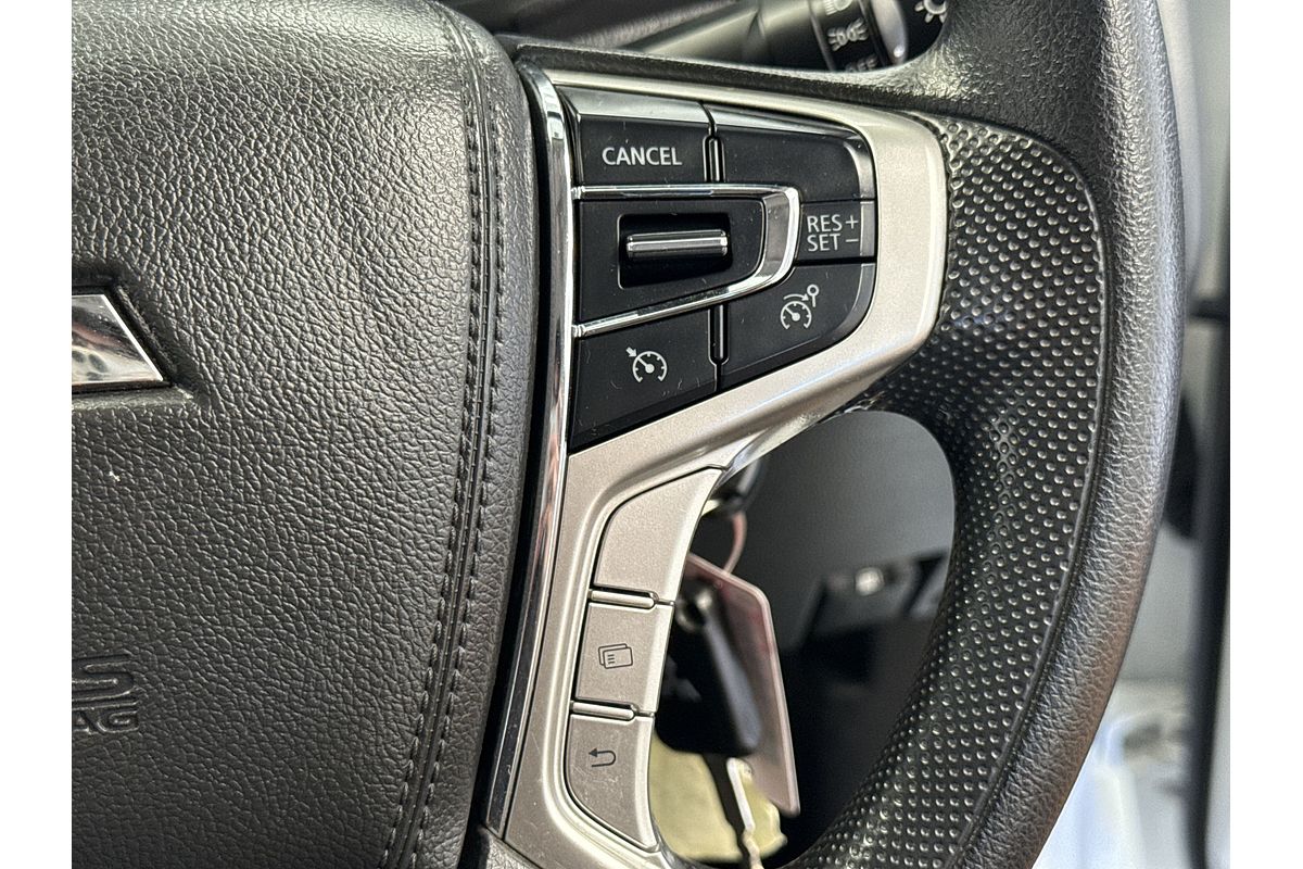 2020 Mitsubishi Triton GLX MR 4X4