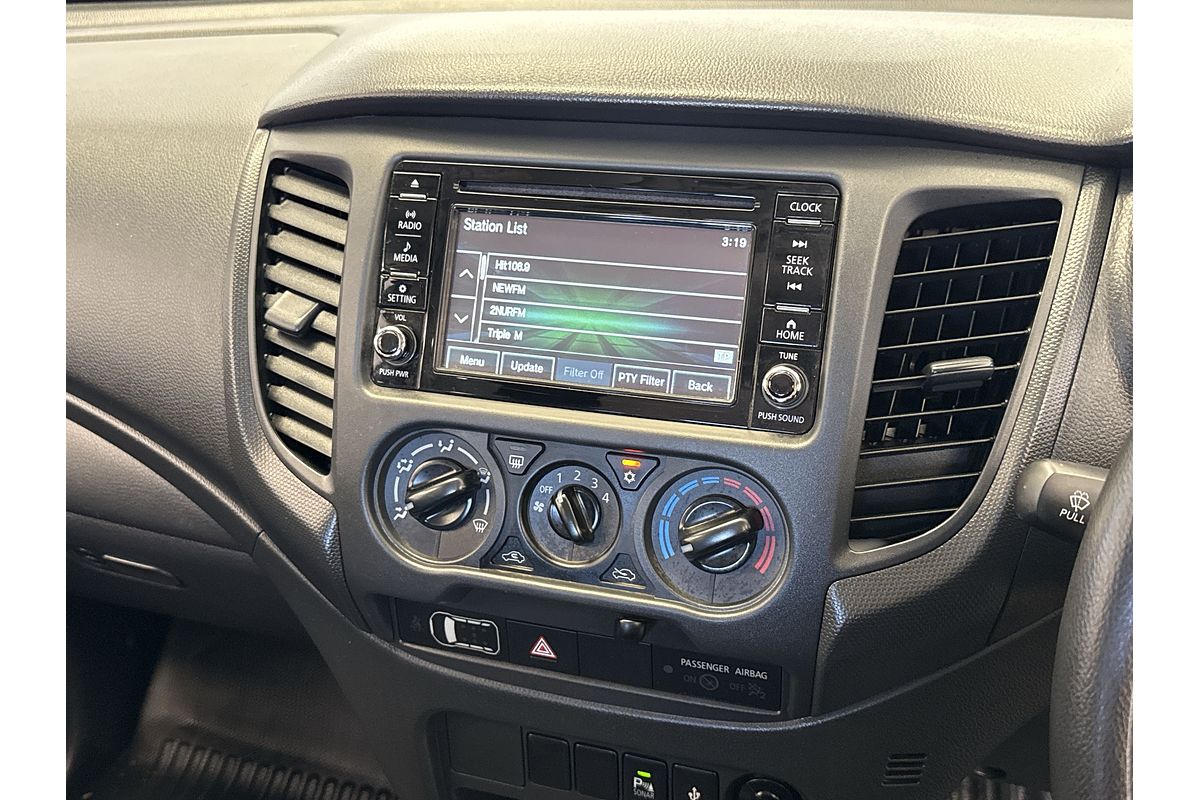 2020 Mitsubishi Triton GLX MR 4X4