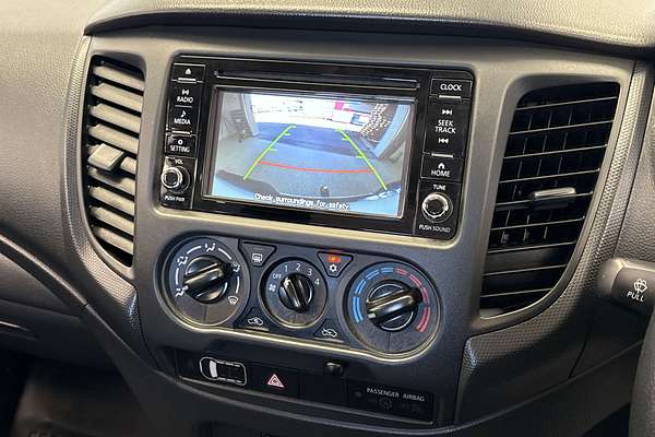 2020 Mitsubishi Triton GLX MR 4X4