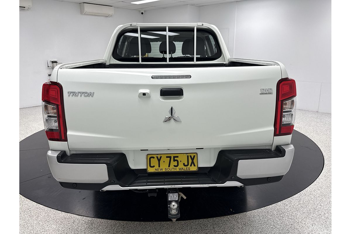 2020 Mitsubishi Triton GLX MR 4X4