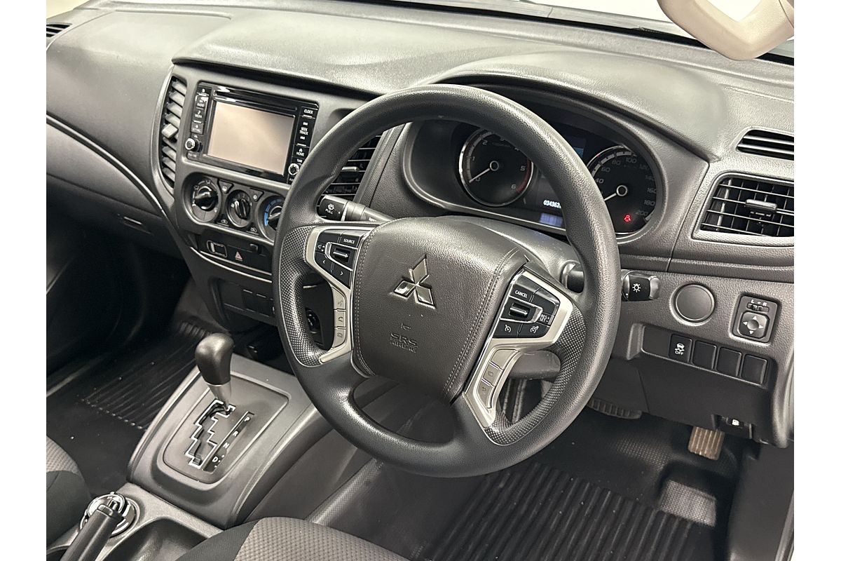 2020 Mitsubishi Triton GLX MR 4X4