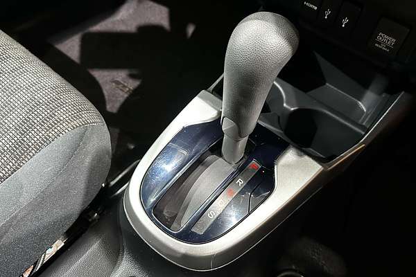 2015 Honda Jazz VTi GF
