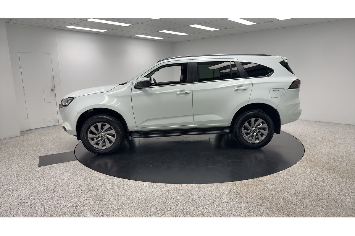2023 Isuzu MU-X LS-U