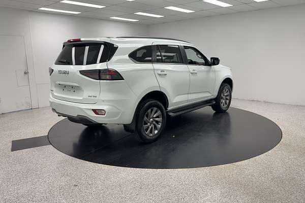 2023 Isuzu MU-X LS-U