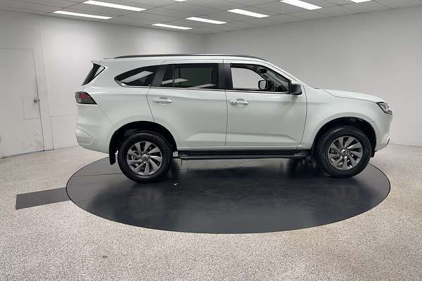 2023 Isuzu MU-X LS-U