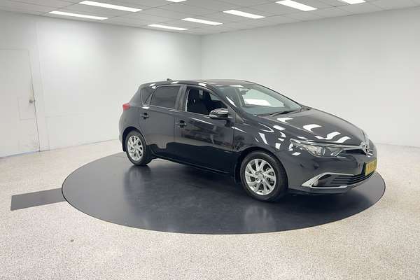 2015 Toyota Corolla Ascent Sport ZRE182R