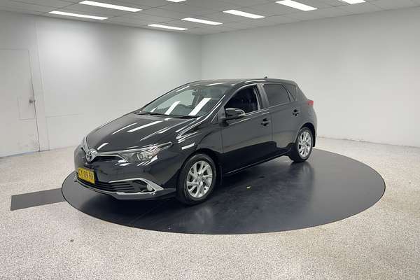 2015 Toyota Corolla Ascent Sport ZRE182R