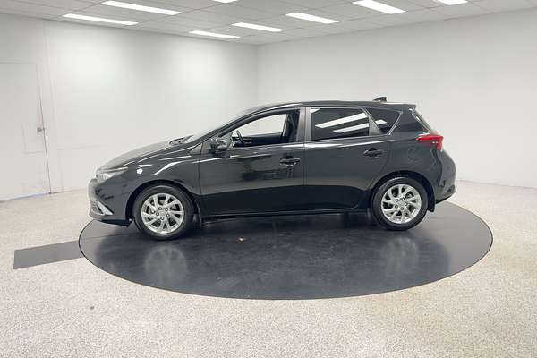 2015 Toyota Corolla Ascent Sport ZRE182R