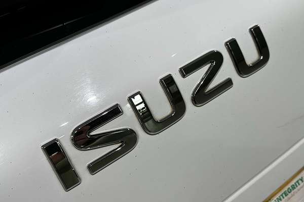 2021 Isuzu MU-X LS-M