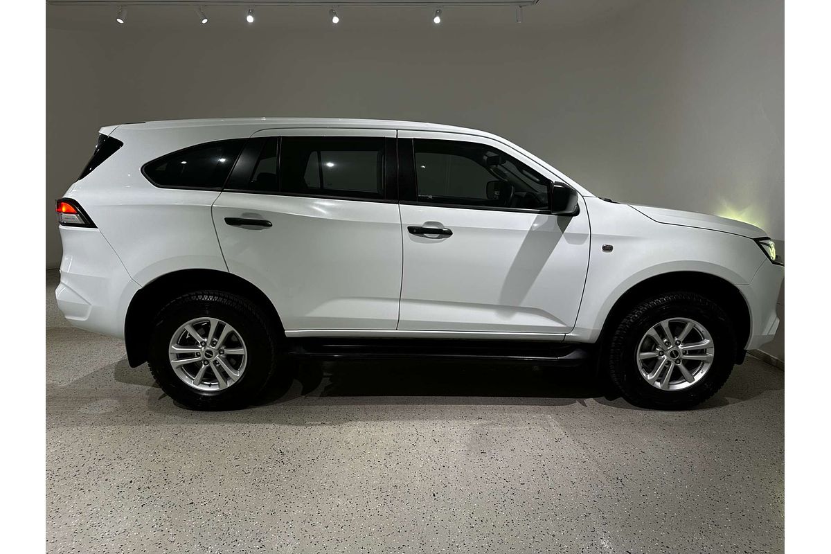 2021 Isuzu MU-X LS-M