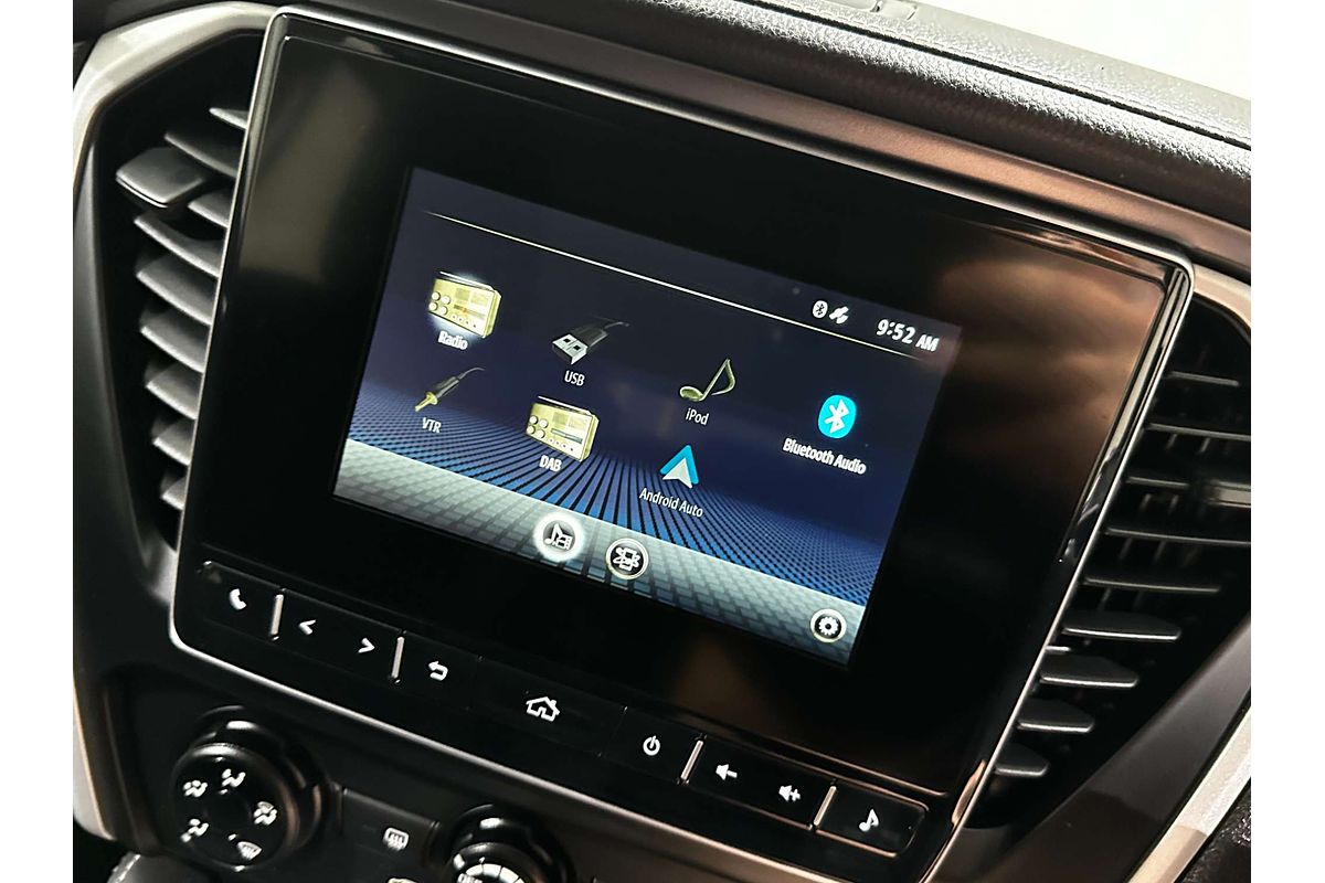2021 Isuzu MU-X LS-M