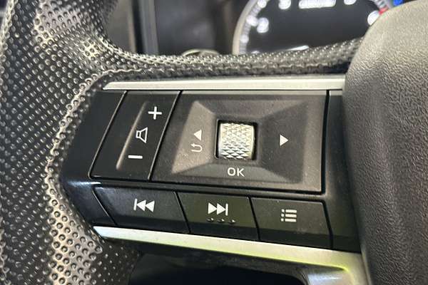 2023 Mitsubishi Outlander ES ZM