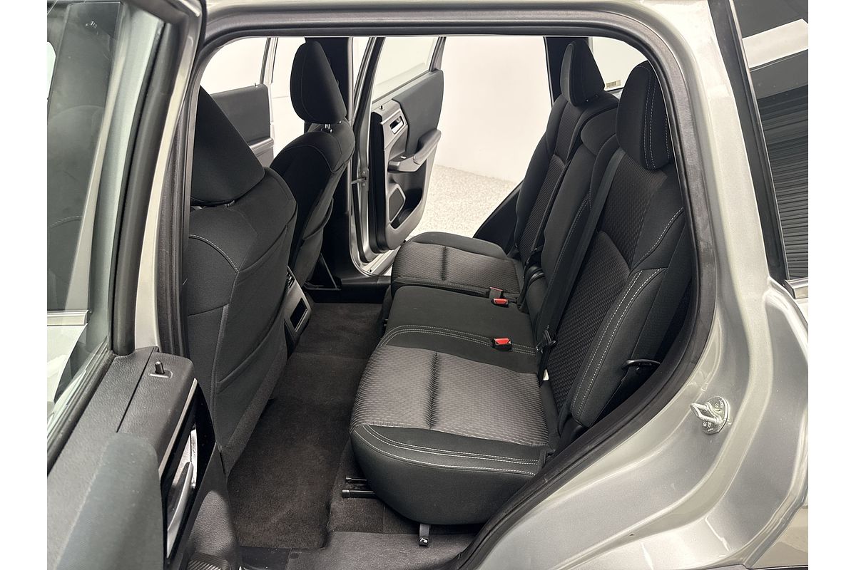 2023 Mitsubishi Outlander ES ZM