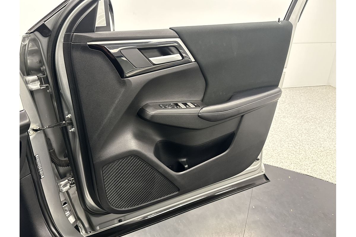 2023 Mitsubishi Outlander ES ZM