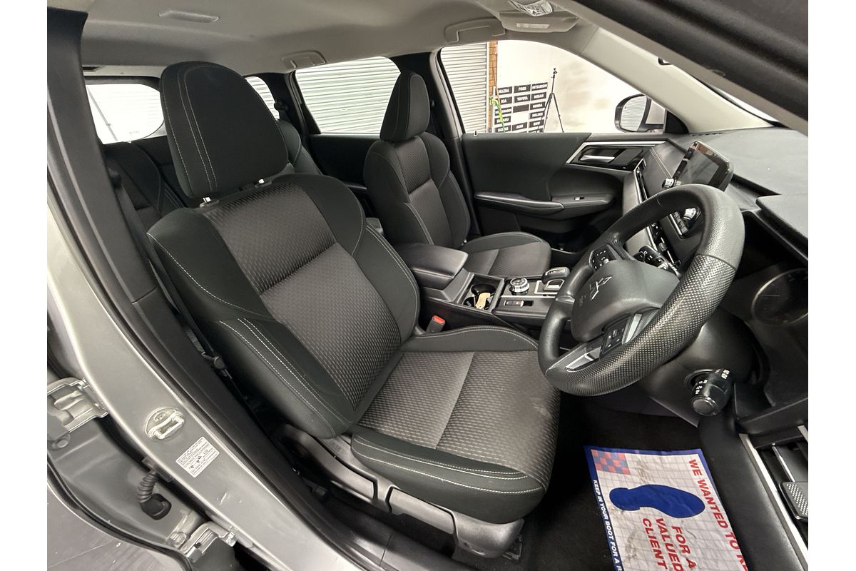 2023 Mitsubishi Outlander ES ZM
