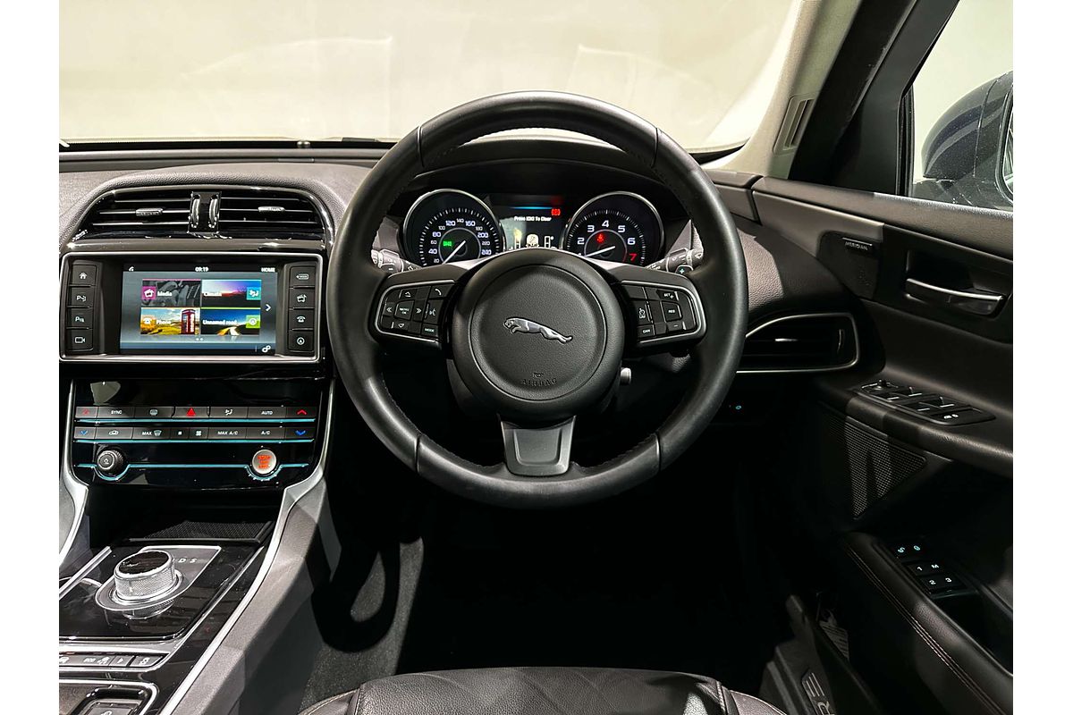 2016 Jaguar XE 20t Prestige X760