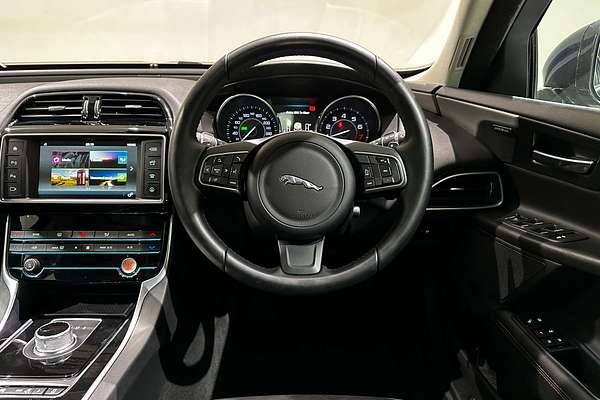 2016 Jaguar XE 20t Prestige X760