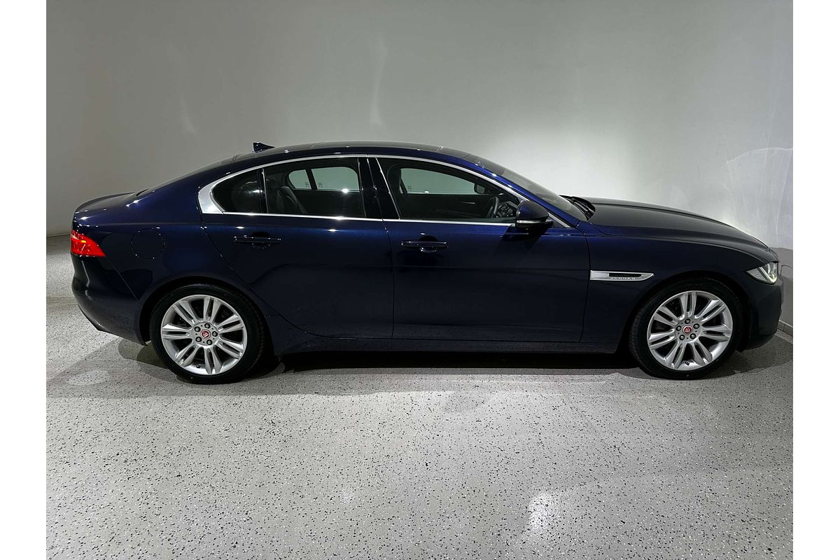 2016 Jaguar XE 20t Prestige X760
